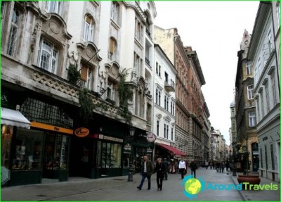 shops, Budapest and shopping centers-and-market-in