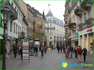 shops, Baden-Baden, shopping centers, and boutiques-in