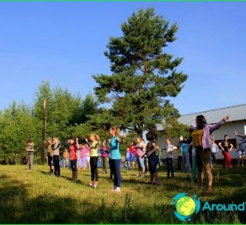 baby-camp-in-kaluga-on-summer-baby-in-camp