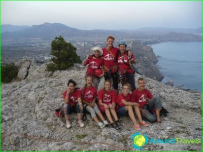 baby-camp-in-Sudak-on-summer-baby-in-camp
