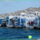 vacation-in-greece-in-December-price-and-weather-where