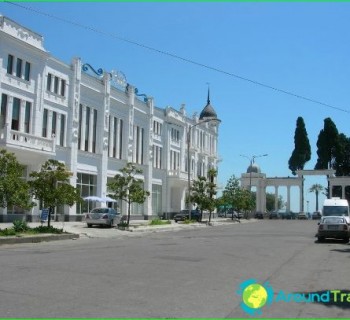 price-to-Sukhumi-products, souvenirs, transport, as