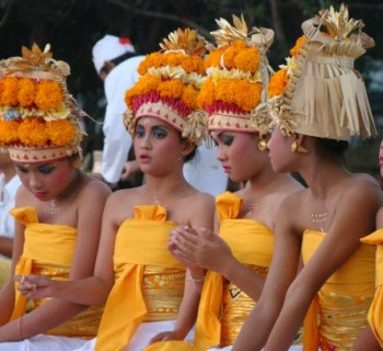 traditions of Indonesia, custom photo