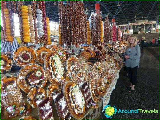 Shops and markets in Yerevan