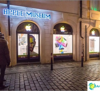museum-apple-technology-prague-only-for-dedicated