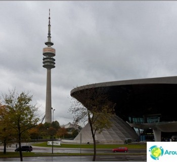 the-bmw-museum-munich-and-olympic-tower