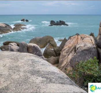 rocks-grandmother-and-grandfather-koh-samui-viewpoint-and-stone-member