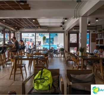 cafe-doppio-koh-phangan-good-place-for-freelancer