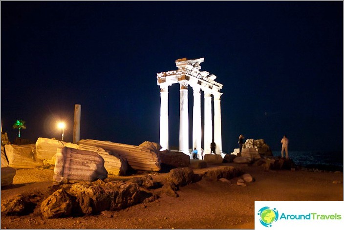 The remains of the temples of Athena and Apollo in the city of Side. The remains of the temples of Athena and Apollo in the city of Side.