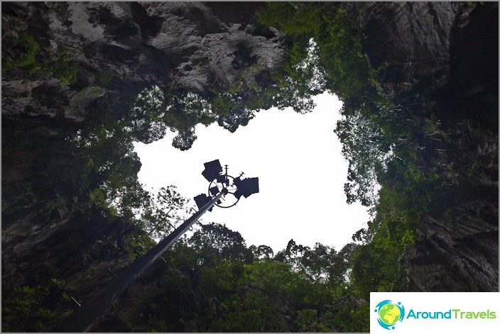 Batu Caves - a look up