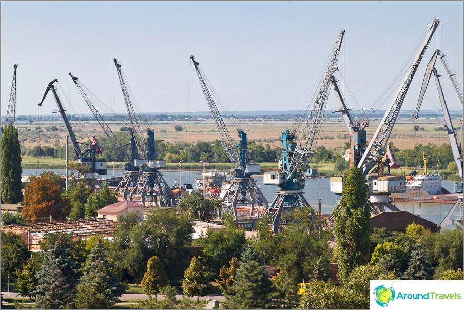 Port of Azov