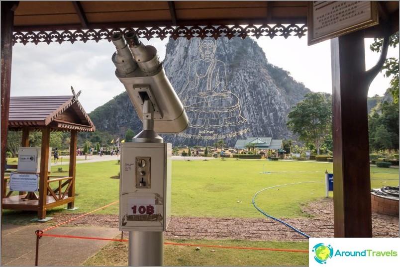 Golden Buddha Mountain in Pattaya - not a temple, but an image
