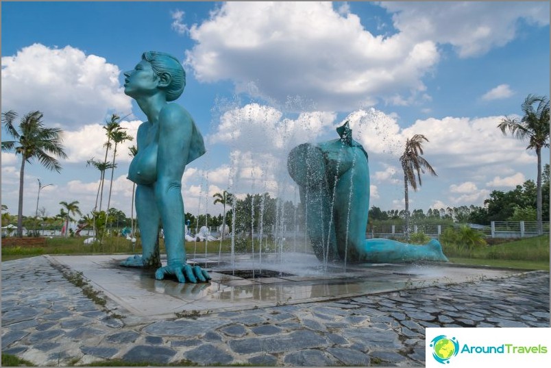 Fountain in Love Art Park