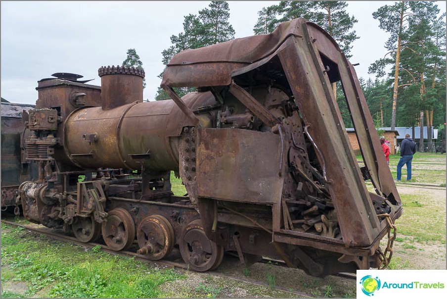The remains of the engine VP4-2120, he was found in the swamp