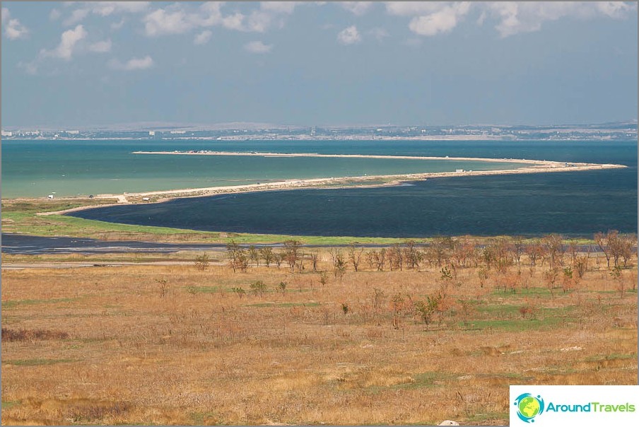 Once there will be a bridge to the Crimea and there will be no queues