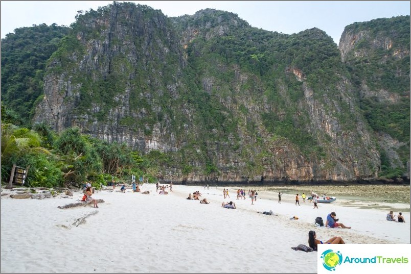 Bay Maya Bay on Phi Phi - the whole truth about the beach from the movie with Di Caprio