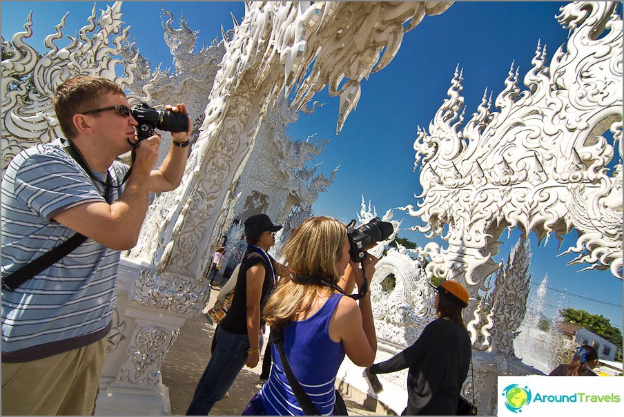 Walking in the dazzling White Temple of Thailand Walking in the dazzling White Temple of Thailand