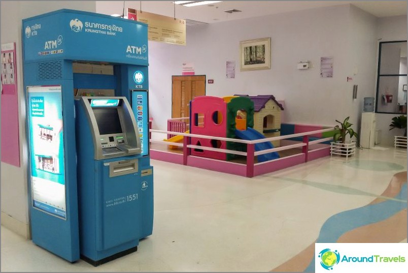There are ATMs, a playground, in general a lot of places.