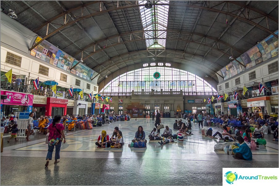Bangkok Railway Station Hua Lamphong