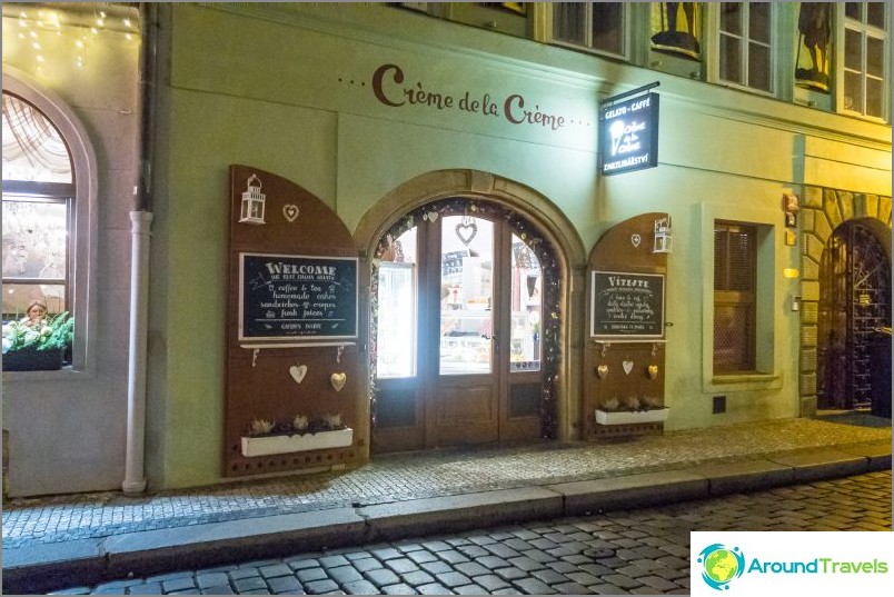 Cafe Creme de la Creme in Prague