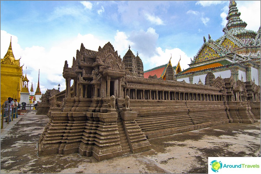 Inside the complex there is Angkor Wat in miniature