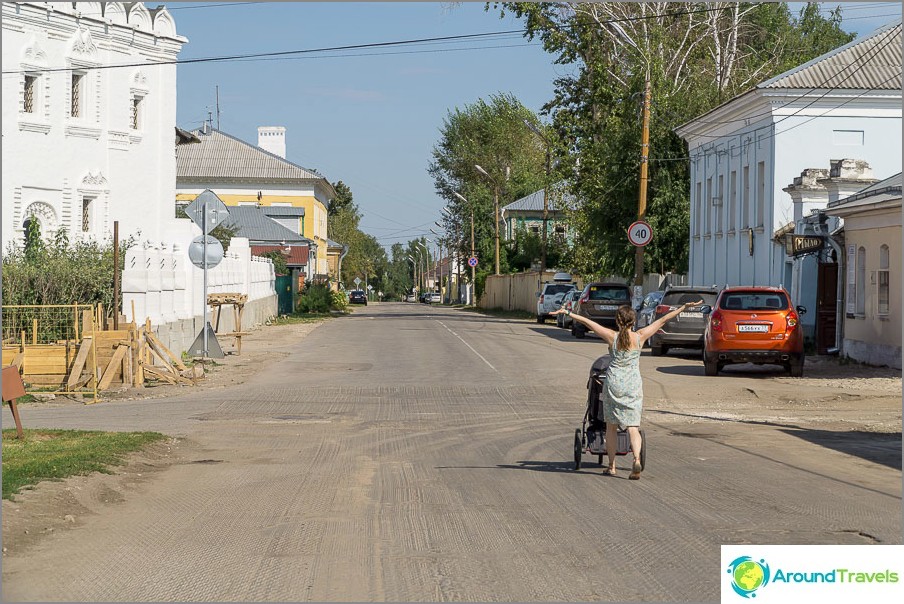 The streets of Old Kolomna are deserted