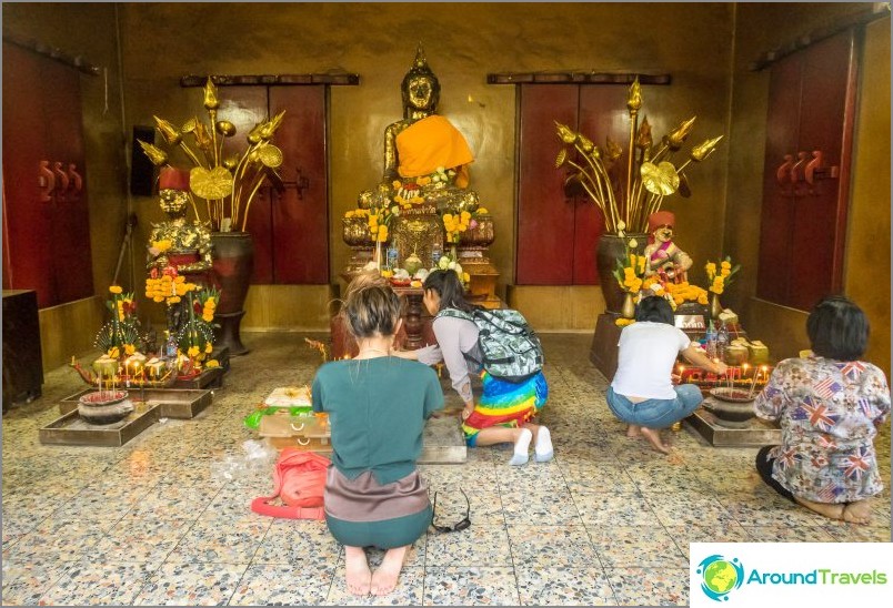 Wat Chalong in Phuket - the most popular temple on the island
