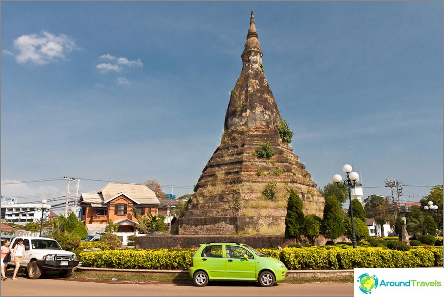 That Dam stupa is the first landmark of Vientiane