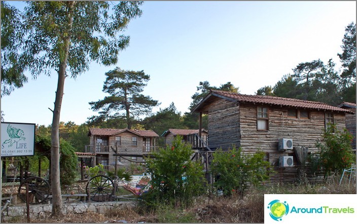 Hotels with a rustic flavor. Hotels with a rustic flavor.