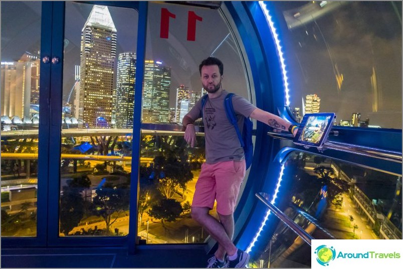 Ferris wheel in singapore