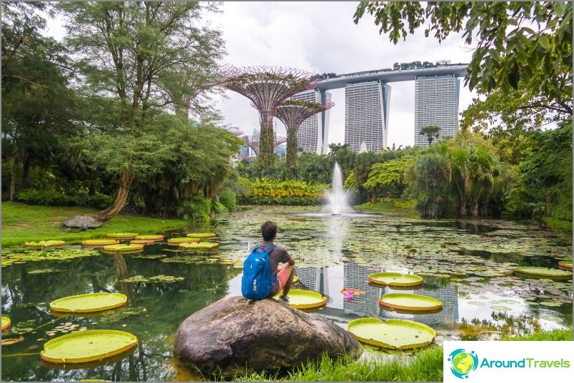 Bay Gardens in Singapore - the main attraction