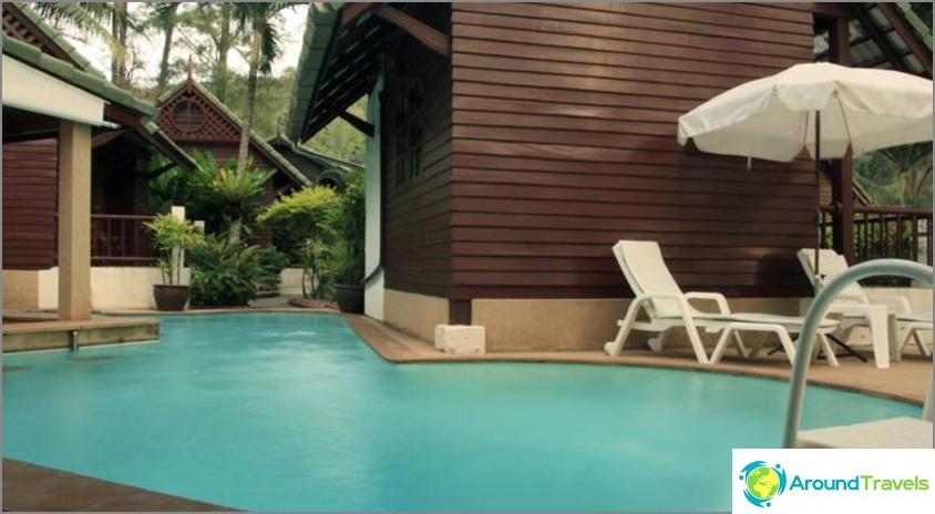 Naithon Beach Resort