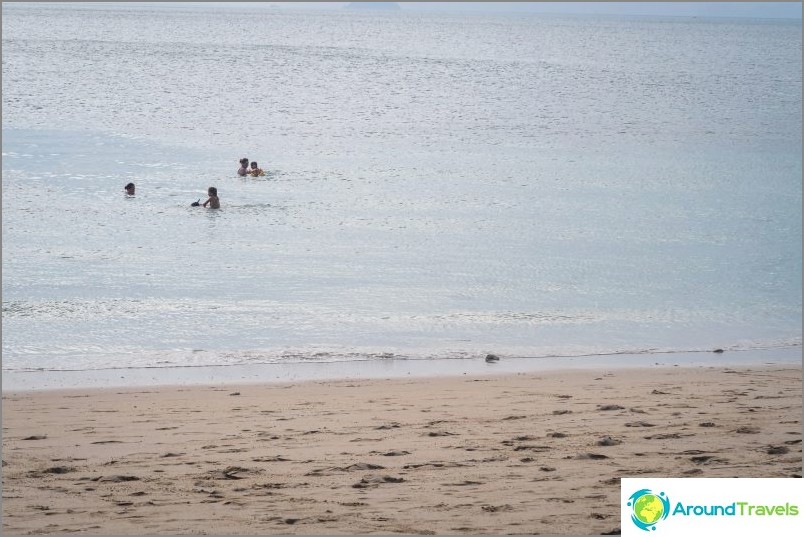 Lanta Secret Beach at low tide