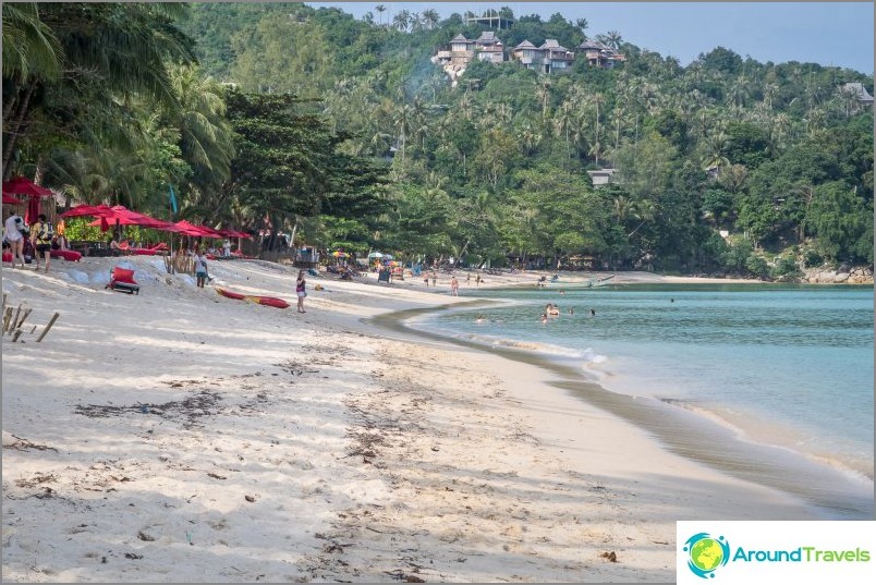 In the hot season, the coast is much cleaner and smoother, now from under the sand you can see protruding bags, which strengthen the coast from blurring