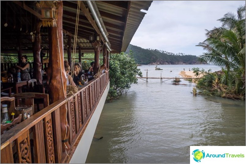 To get to the bridge, you need to go through the restaurant