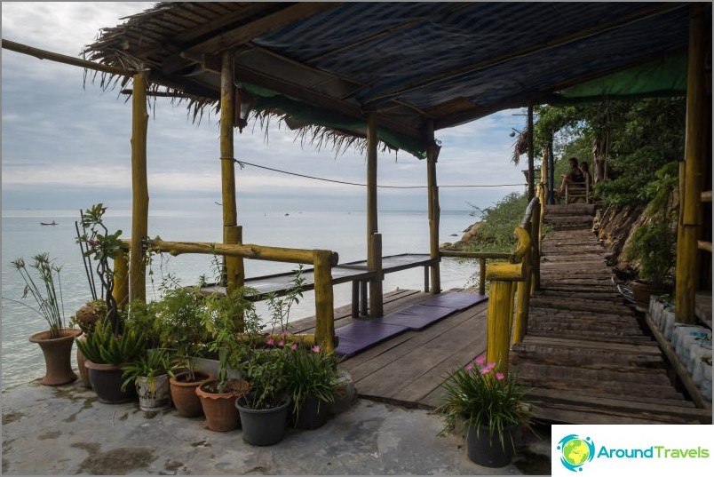 Shritana (Sri Thanu Beach) and Ao Niad (Ao Niad) - a paradise for children and yogis on Phangan