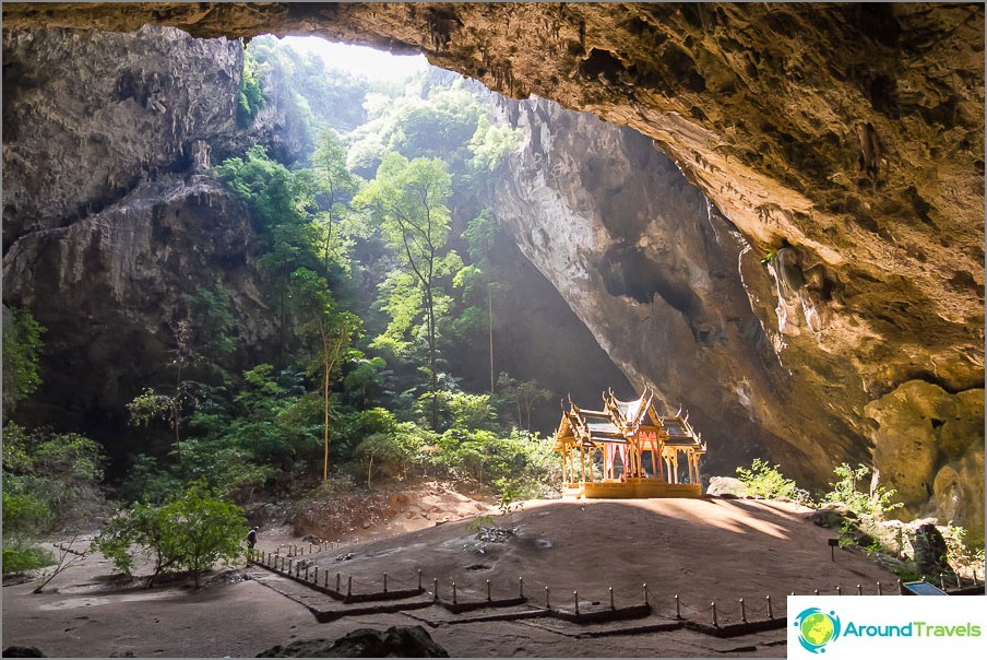 Phraya Nakhon Cave and Temple
