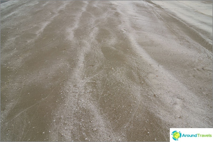 the-laem-sala-beach-laem-sala-beach-07