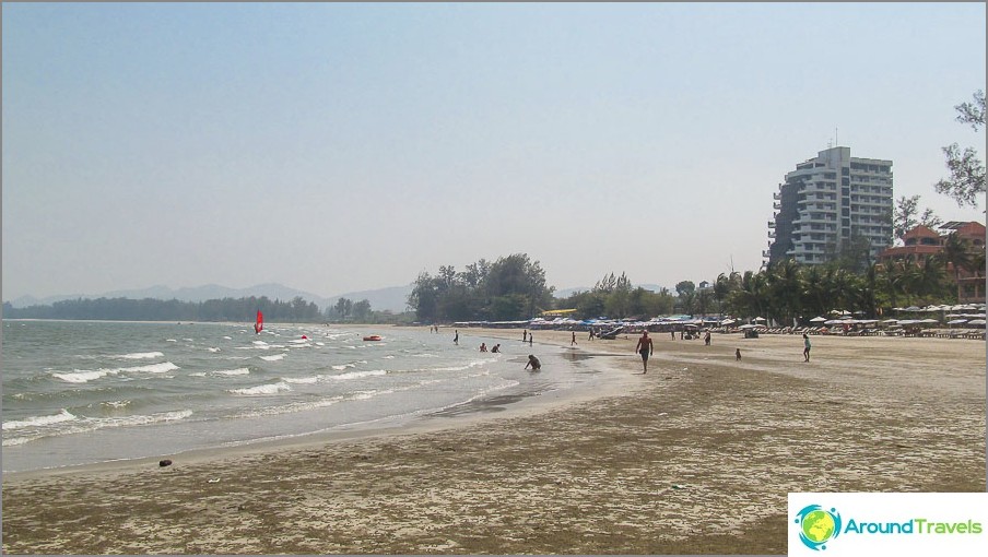 the-takiab-beach-thakiab-beach-not-crowded-and-near-hua-hin-01