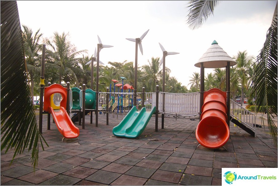 Children's playground near the beach parking 