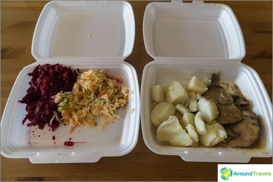 Food in the dining room costs 180 rubles per serving.