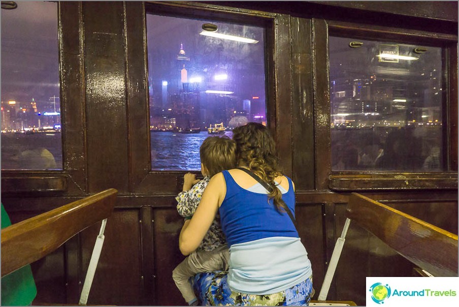 Let's sail to the other side of the Star Ferry