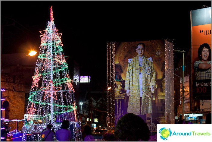 The fact that in the evening turns into a Christmas tree in the New Year in Thailand