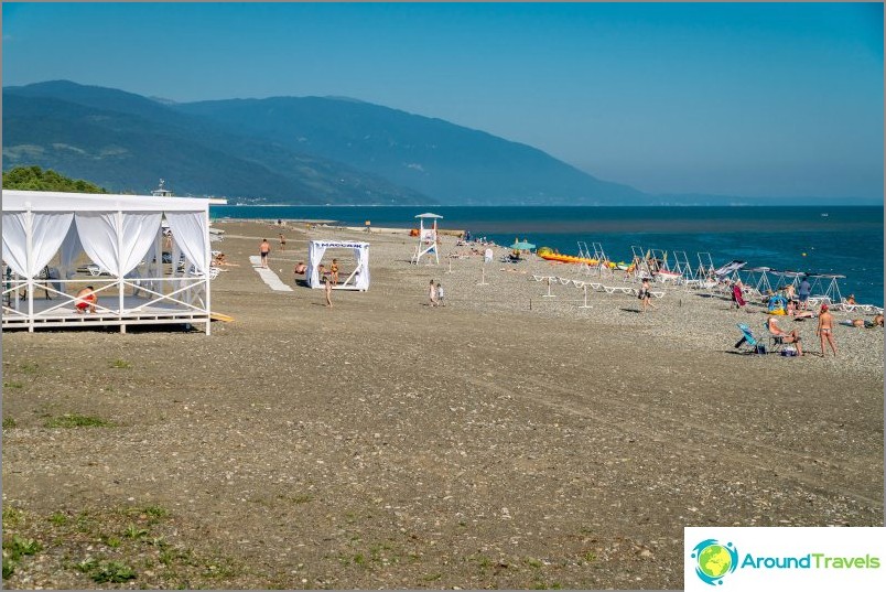 Discovered a new beach on the border of Abkhazia and Russia
