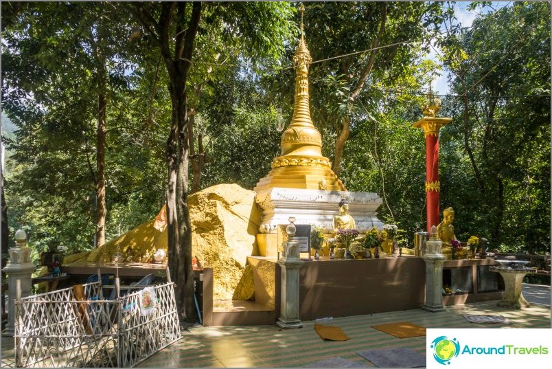 Wat Paa Sang Tham on Phangan - a new Buddhist temple