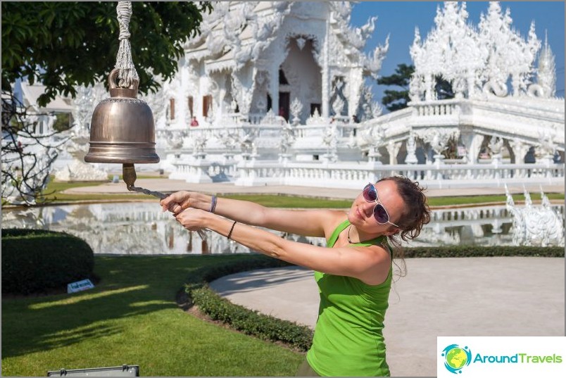 White Temple of Thailand (Wat Rong Khun) - a beautiful fairy tale in the flesh