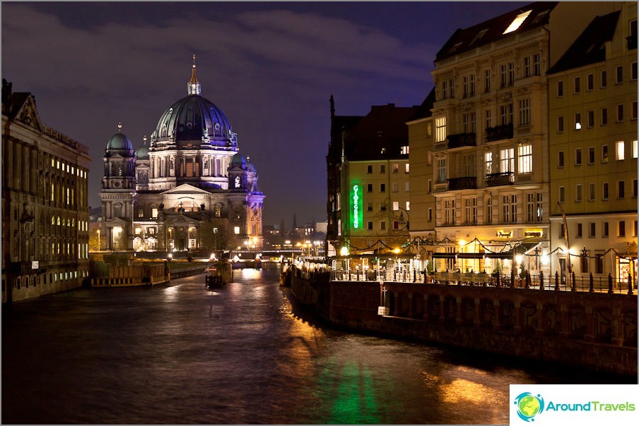 Night city Berlin Night city Berlin