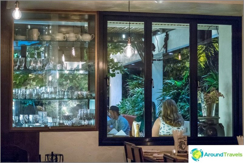 Rustic Eatery and Bar - European restaurant in Patong