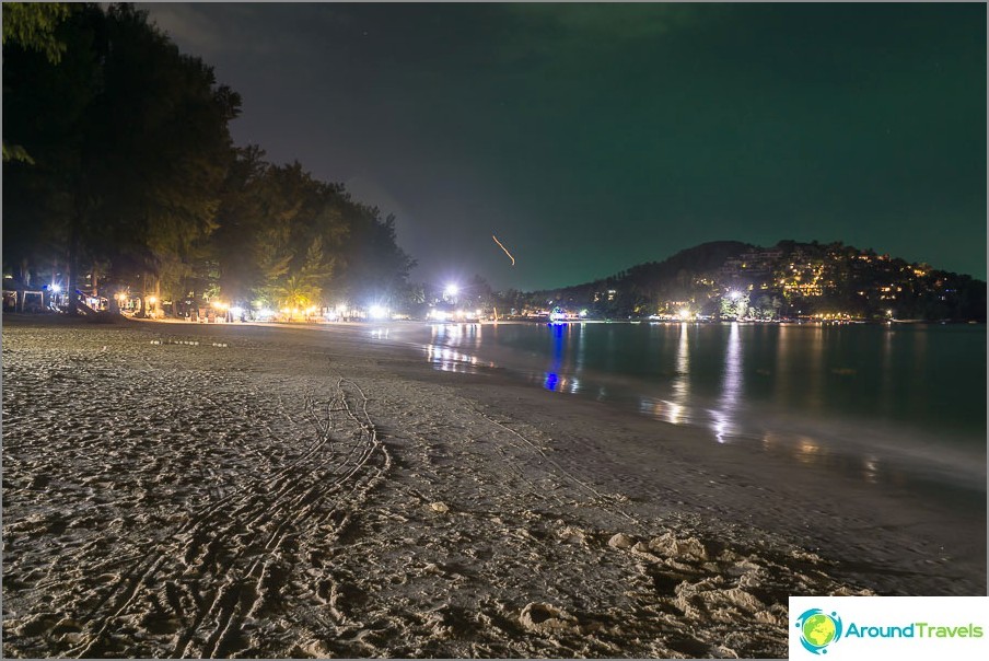 Bang Tao beach in the evening