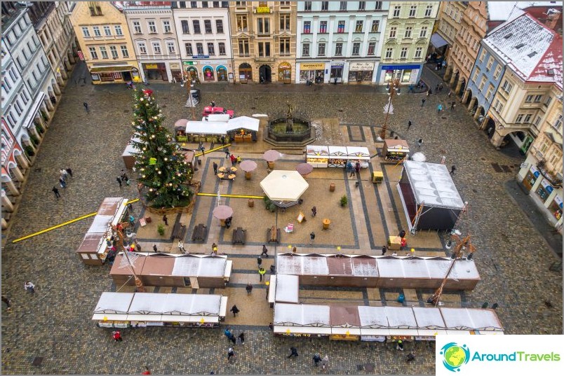 Liberec Square and the Christmas market are very small.